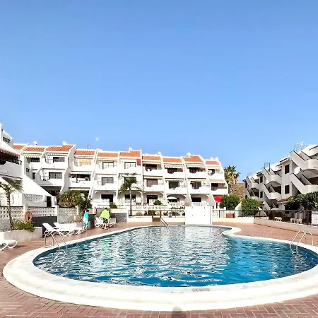 Bungalow Con Vistas A La Piscina, A 300m Del Mar En Tenerife Sur شقة