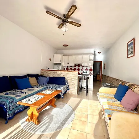 Bungalow Con Vistas A La Piscina, A 300m Del Mar En Tenerife Sur Apartment *